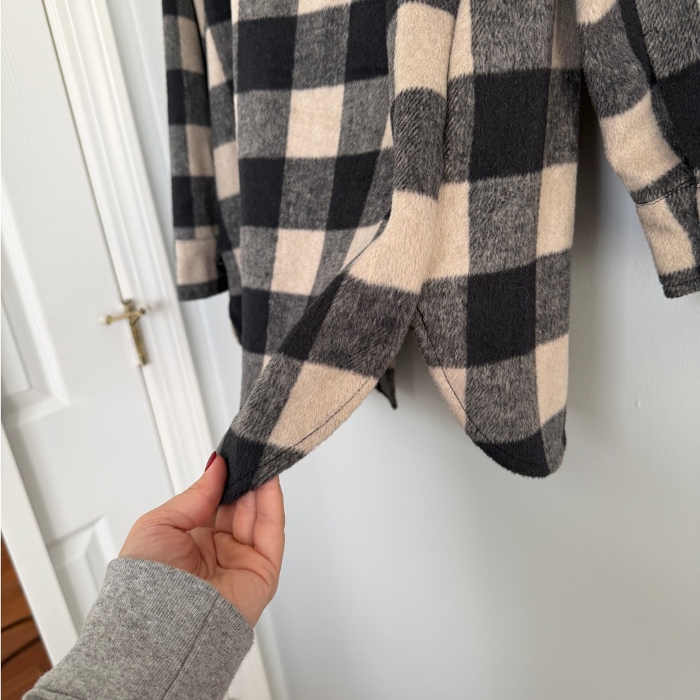 Knox Rose Black and Cream Checkered Shirt - Picture 5 of 7